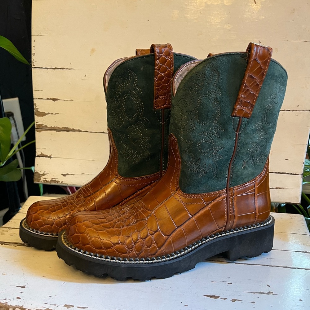 Ariat 14711 Ankle Boots Brown Green Suede Western Cowboys Womens Sz 9 B New